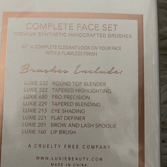 NEW Luxie Complete face set - Picture 3 of 3